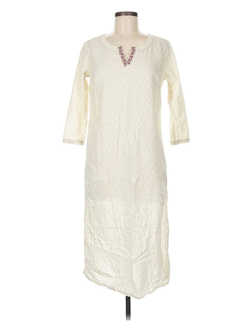 fabindia Cream Kurta with Embroidered V-Notch